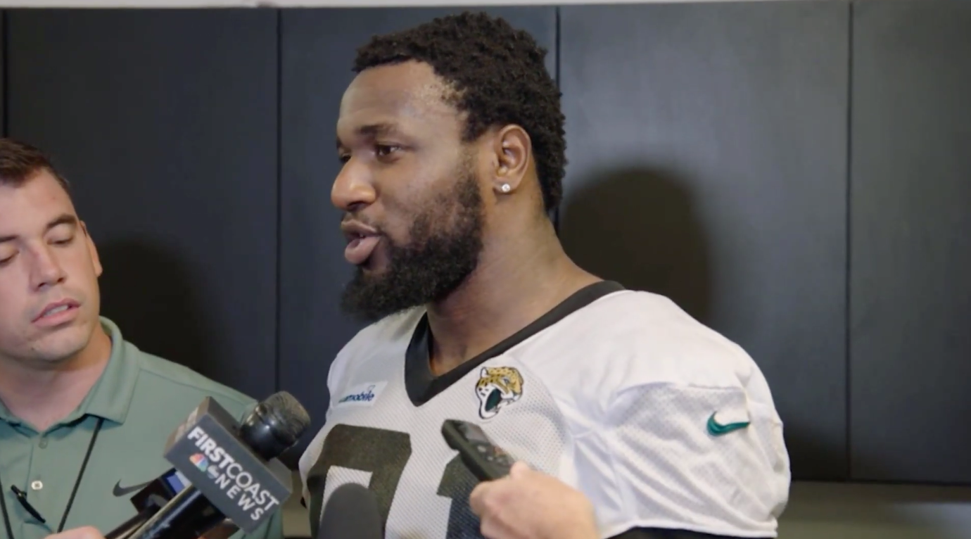 Jacksonville Jags DE Yannick Ngakoue Rips Franchise, Argues with Tony Khan on Twitter